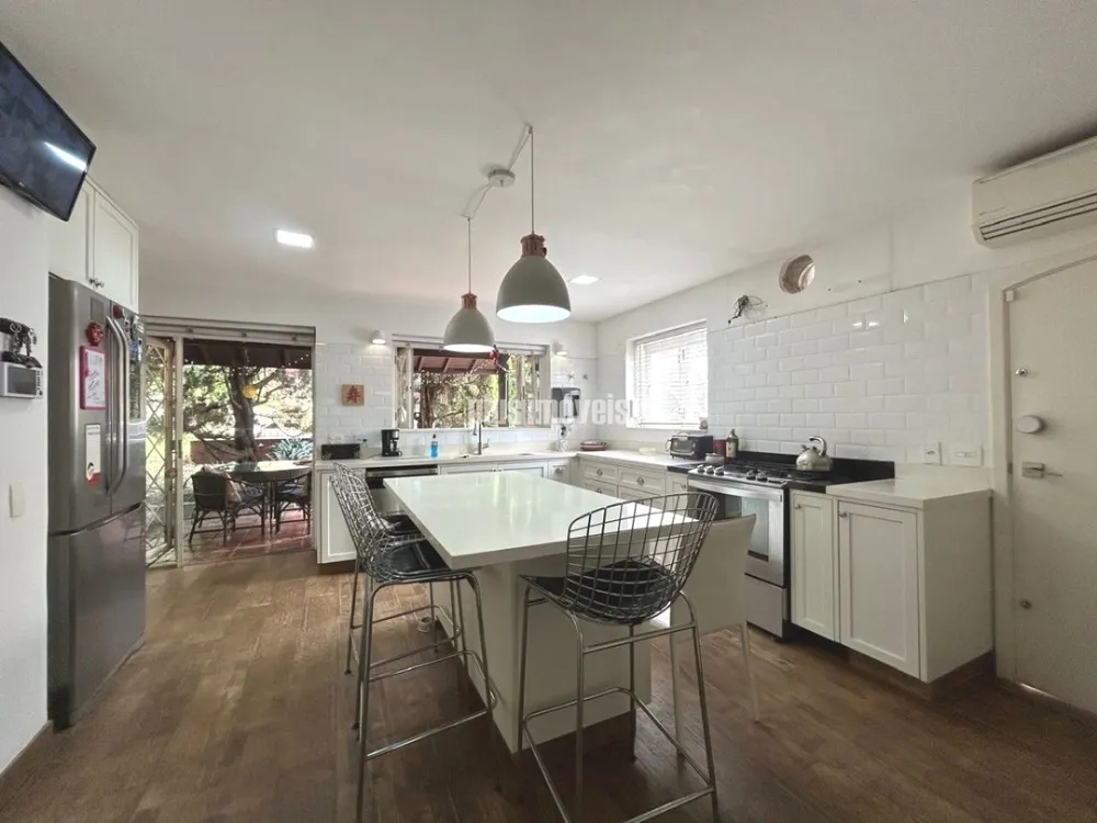 Casa, 4 quartos, 247 m² - Foto 2