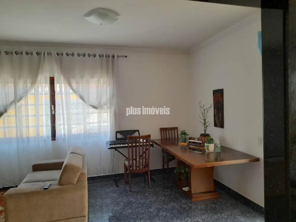 Casa, 3 quartos, 201 m² - Foto 4