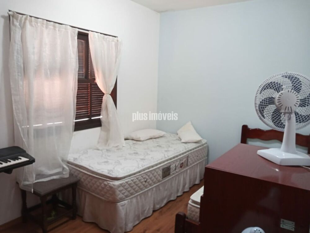 Casa, 3 quartos, 200 m² - Foto 2
