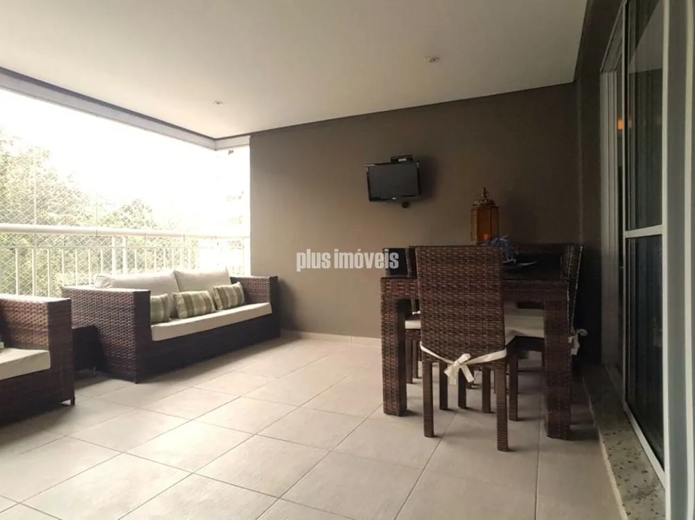 Apartamento, 3 quartos, 168 m² - Foto 1