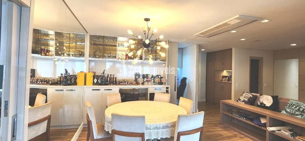 Apartamento, 3 quartos, 174 m² - Foto 1