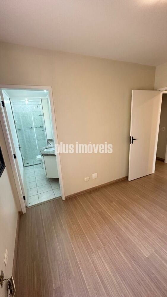 Apartamento à venda com 4 quartos, 150m² - Foto 25