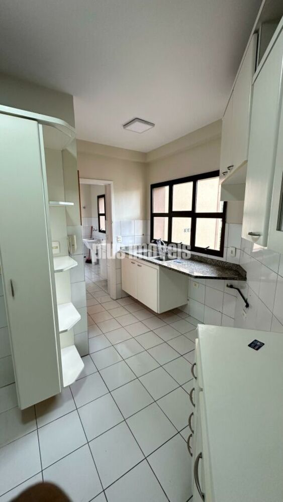 Apartamento à venda com 4 quartos, 150m² - Foto 13