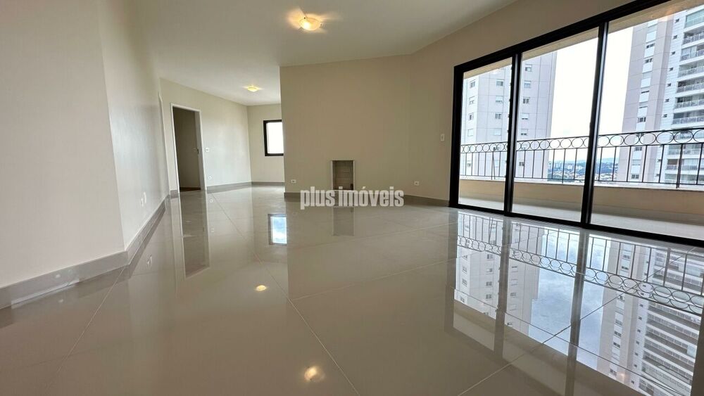 Apartamento à venda com 4 quartos, 150m² - Foto 1