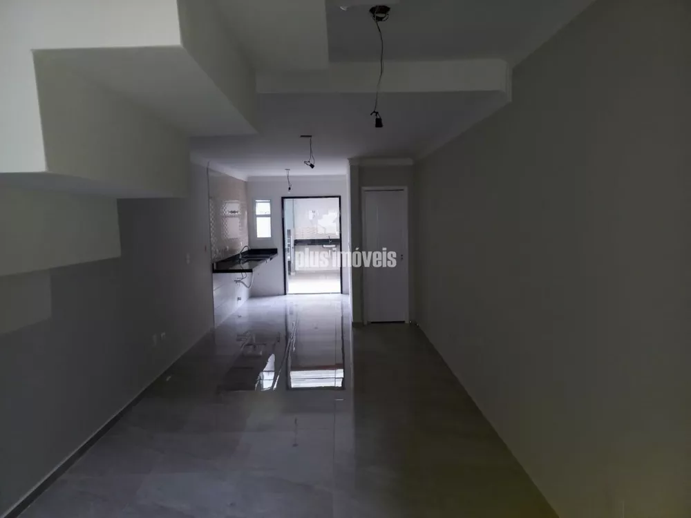 Casa à venda com 3 quartos, 110m² - Foto 2