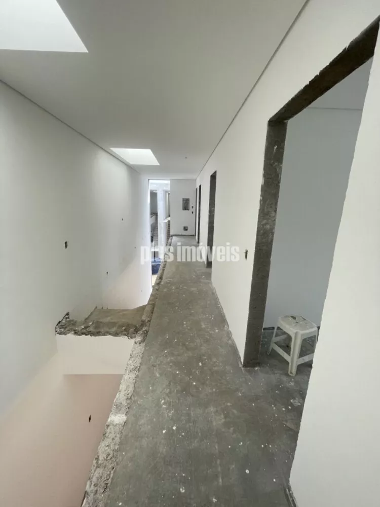 Casa de Condomínio à venda com 4 quartos, 214m² - Foto 4