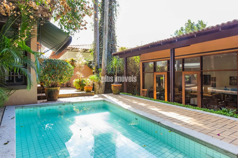 Casa, 3 quartos, 430 m² - Foto 1
