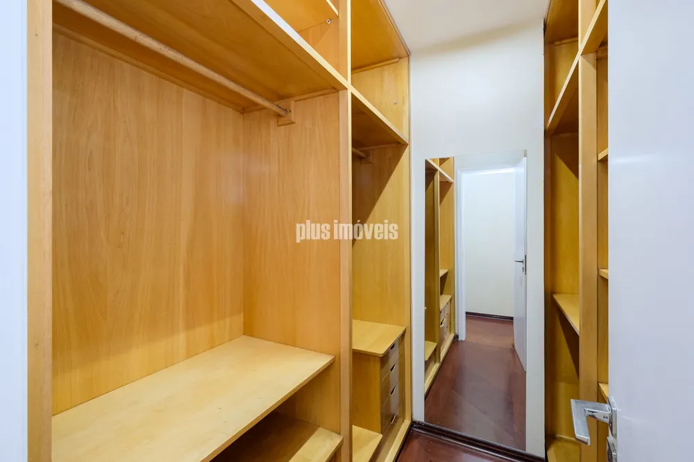 Apartamento, 3 quartos, 215 m² - Foto 2