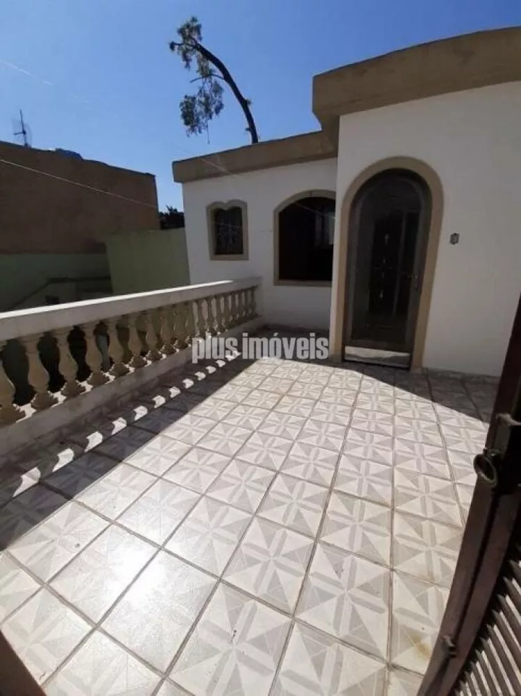 Casa, 4 quartos, 250 m² - Foto 1