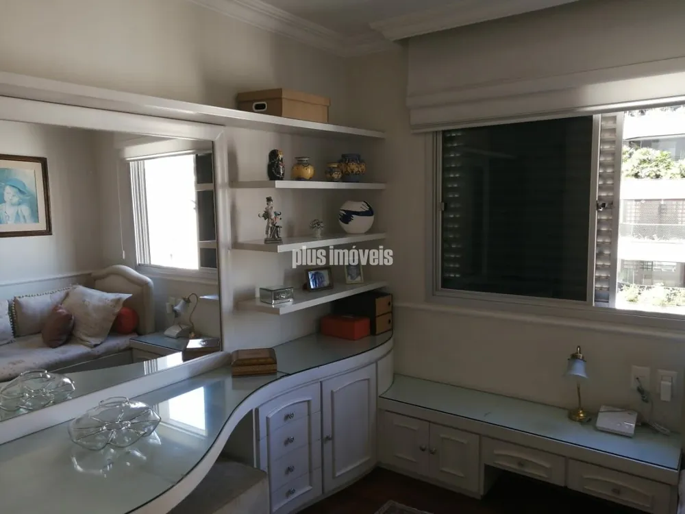 Apartamento, 3 quartos, 200 m² - Foto 1
