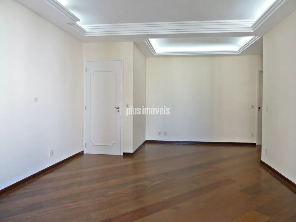 Apartamento à venda com 3 quartos, 106m² - Foto 2