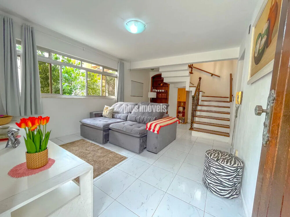 Casa, 3 quartos, 301 m² - Foto 2