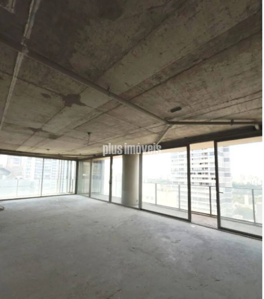Apartamento, 3 quartos, 232 m² - Foto 1