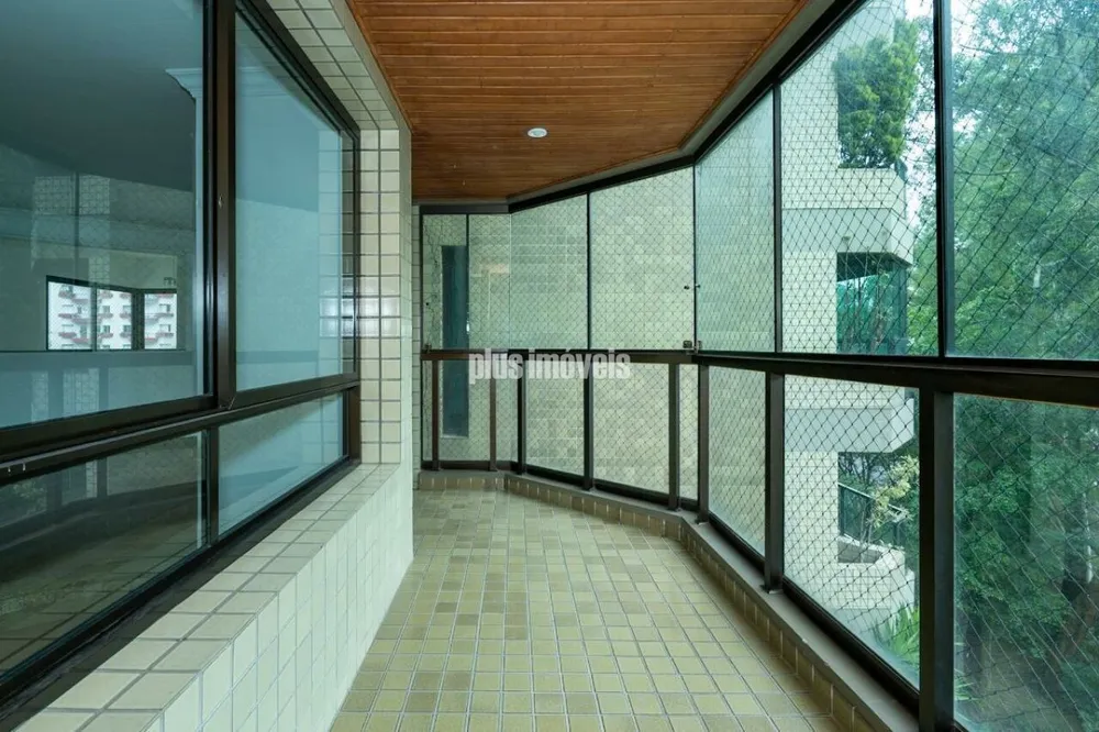 Apartamento, 3 quartos, 184 m² - Foto 1