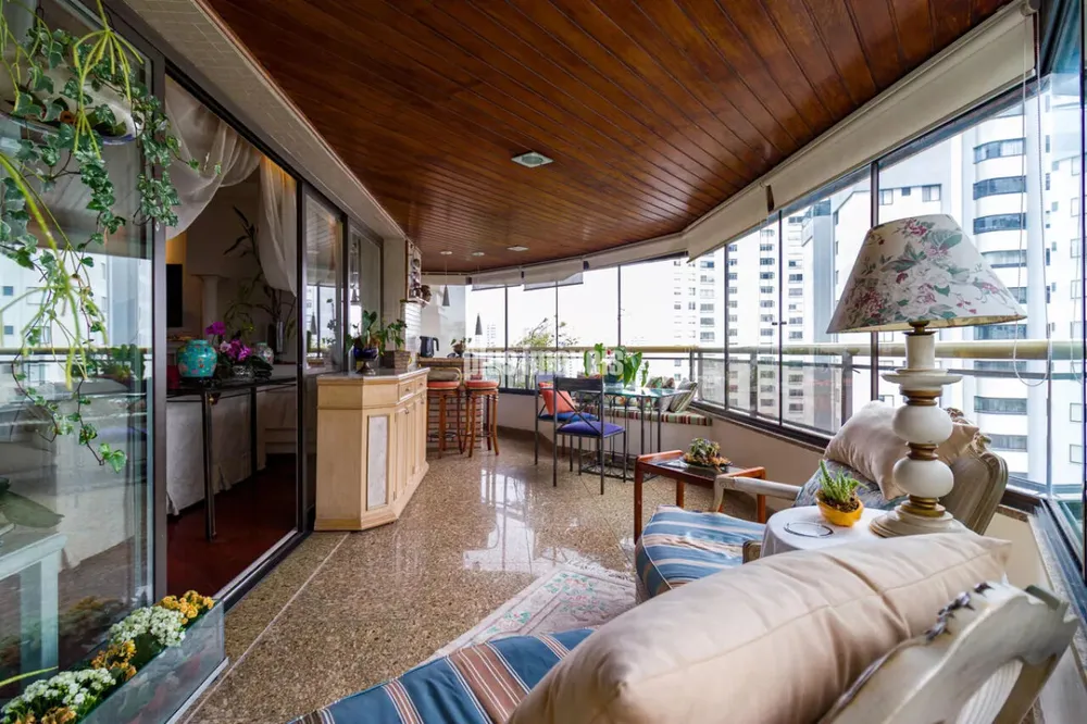 Apartamento, 4 quartos, 266 m² - Foto 1
