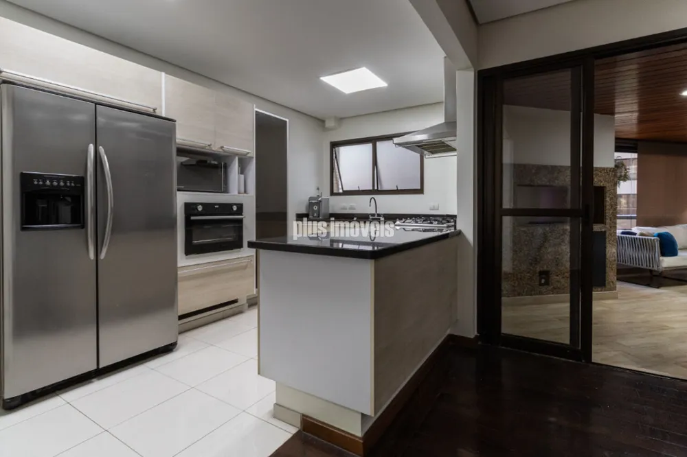 Apartamento, 4 quartos, 244 m² - Foto 2