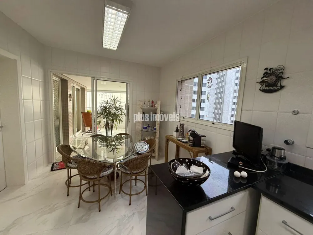 Apartamento, 4 quartos, 302 m² - Foto 1