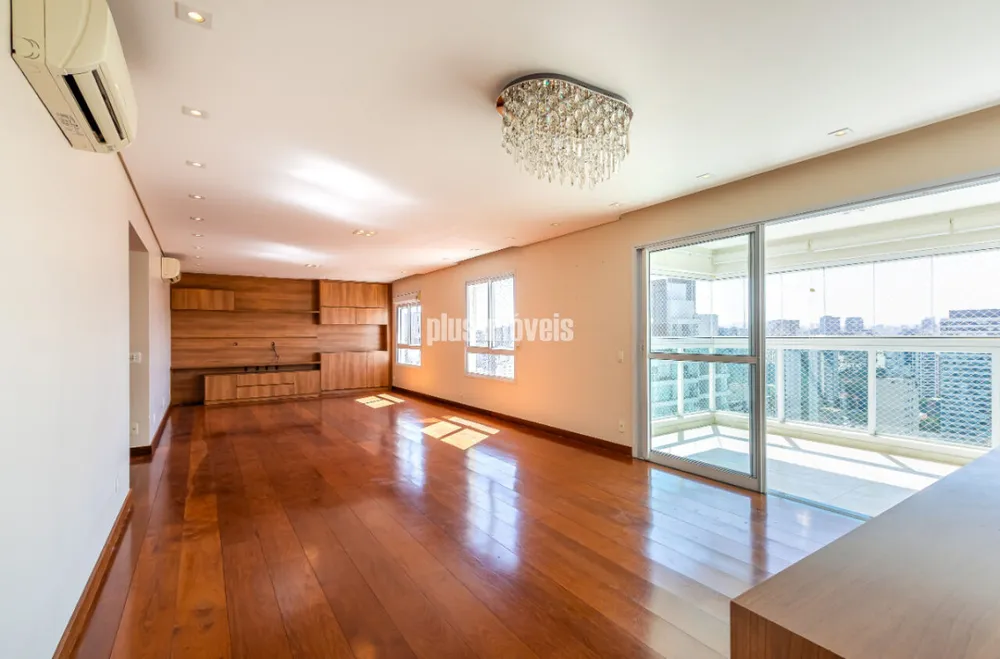 Apartamento, 3 quartos, 210 m² - Foto 1