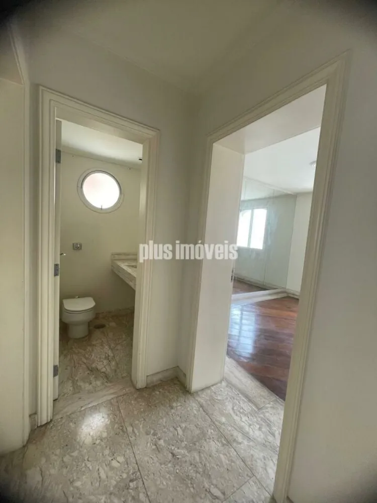 Apartamento, 3 quartos, 218 m² - Foto 1