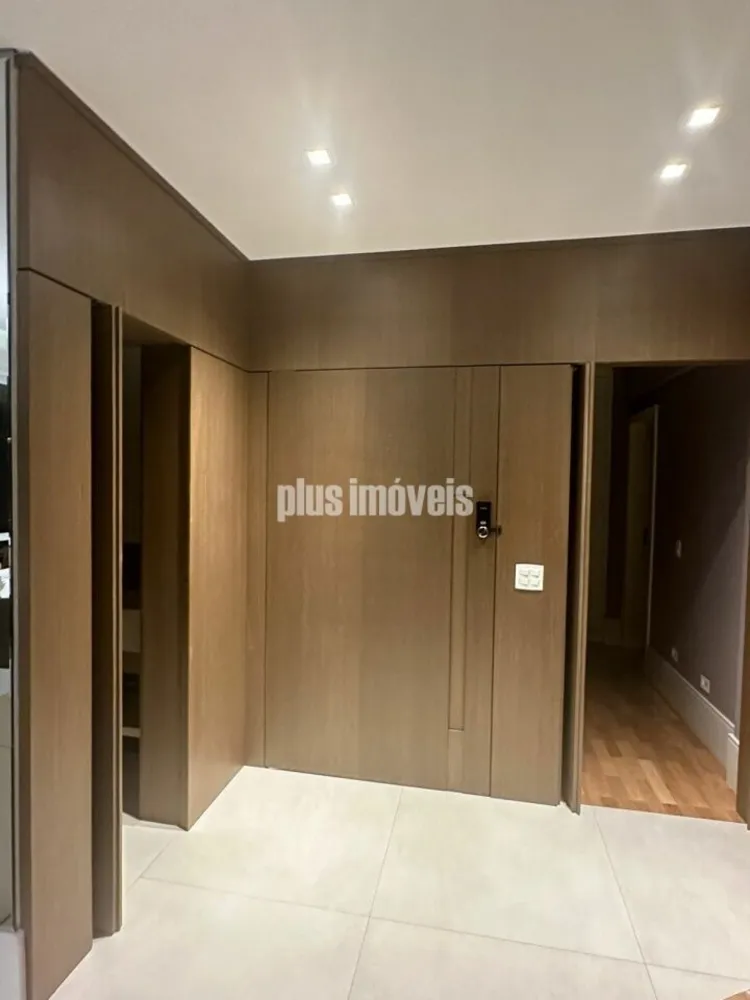 Apartamento, 3 quartos, 213 m² - Foto 1