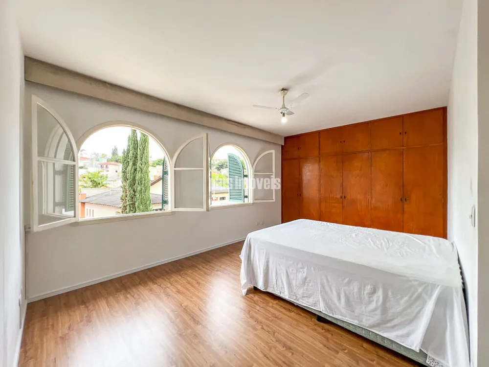 Casa, 6 quartos, 377 m² - Foto 2