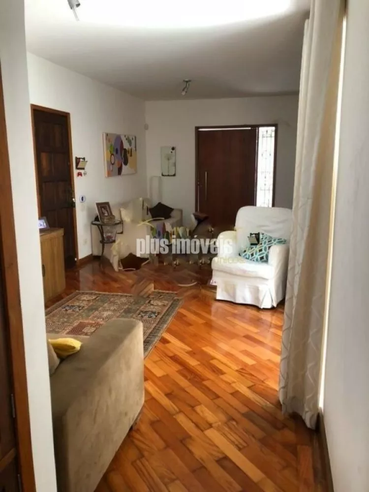 Casa à venda e aluguel com 3 quartos, 250m² - Foto 4