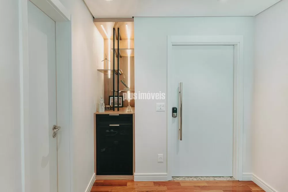 Apartamento à venda com 3 quartos, 135m² - Foto 4