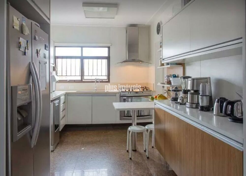 Apartamento, 3 quartos, 230 m² - Foto 3