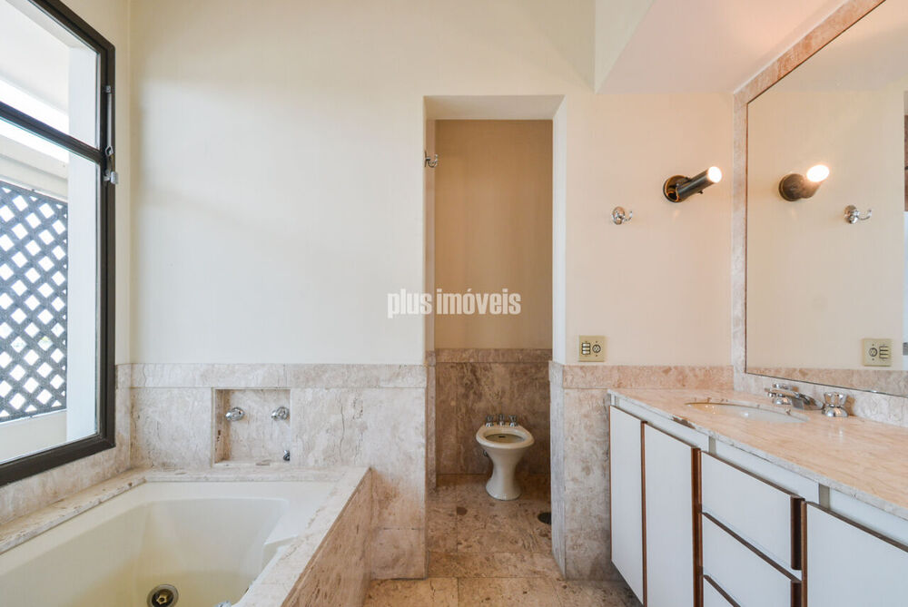 Apartamento, 4 quartos, 246 m² - Foto 4