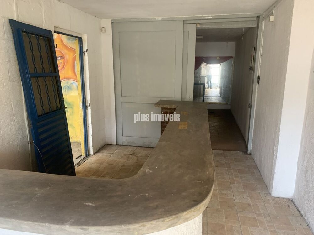 Casa, 10 quartos, 361 m² - Foto 2