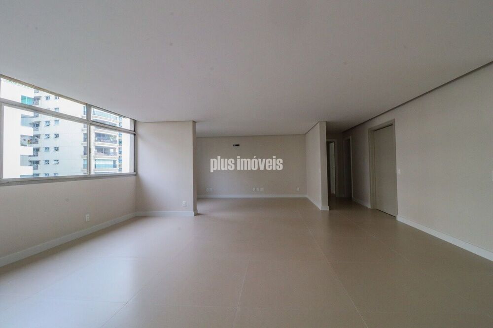 Apartamento, 3 quartos, 236 m² - Foto 12