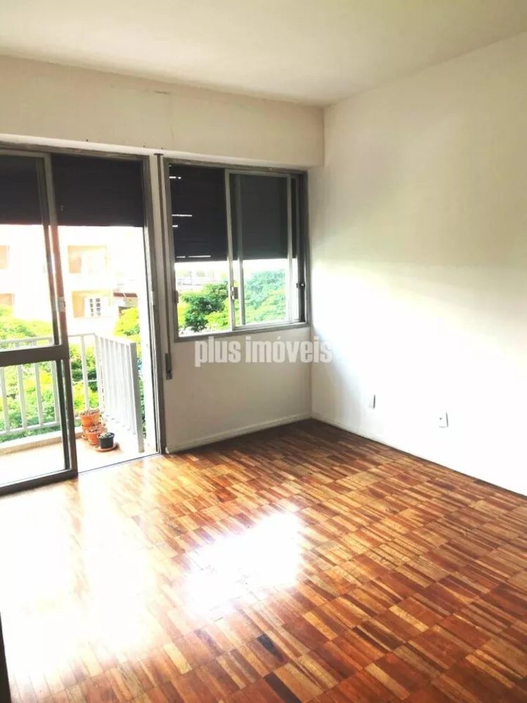 Apartamento à venda com 3 quartos, 150m² - Foto 1