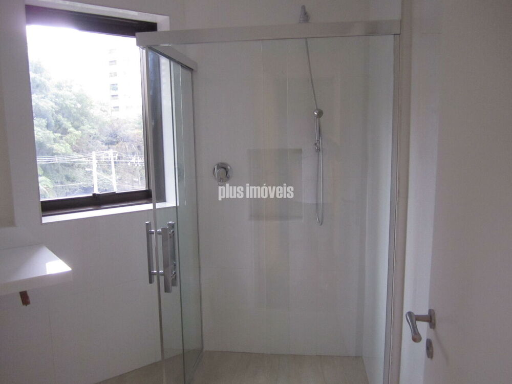 Apartamento, 3 quartos, 210 m² - Foto 2