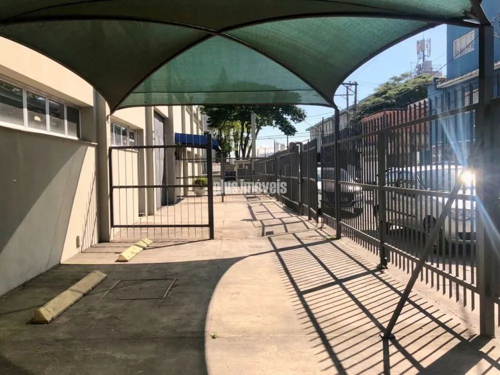 Depósito-Galpão, 1600 m² - Foto 1