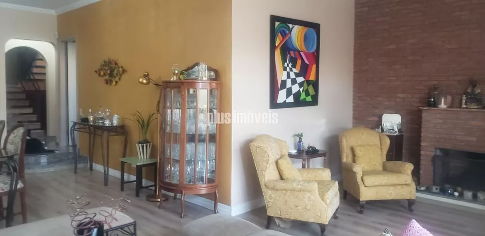 Casa à venda com 3 quartos, 204m² - Foto 2