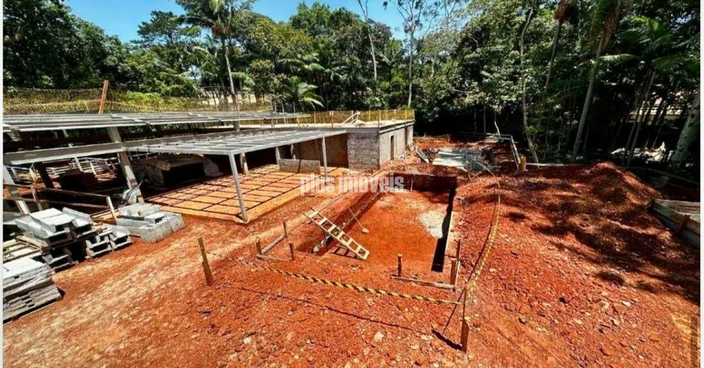 Casa de Condomínio à venda com 5 quartos, 734m² - Foto 3