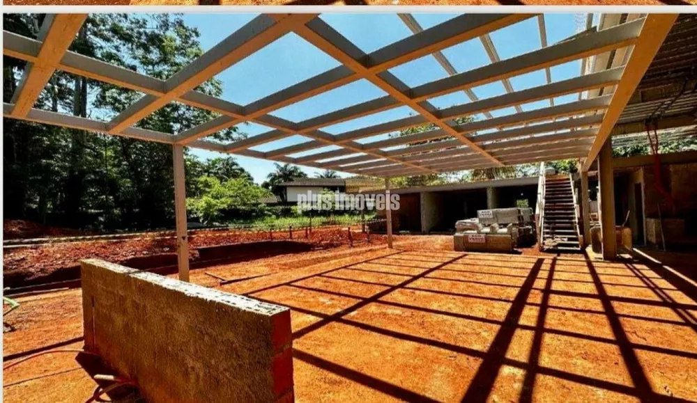 Casa de Condomínio à venda com 5 quartos, 734m² - Foto 2