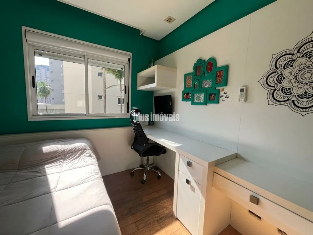 Apartamento, 3 quartos, 151 m² - Foto 1