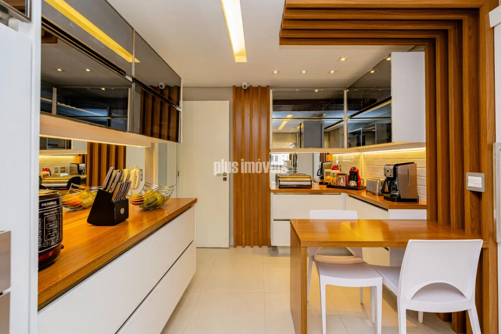 Apartamento, 3 quartos, 209 m² - Foto 3