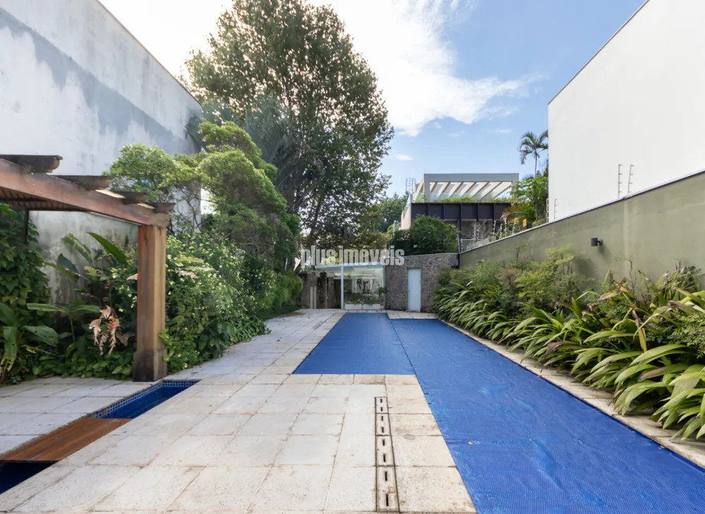 Casa, 4 quartos, 1042 m² - Foto 1