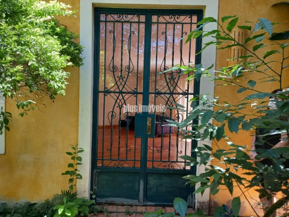 Casa, 4 quartos, 557 m² - Foto 1