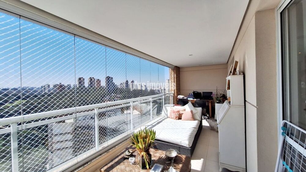 Apartamento, 3 quartos, 200 m² - Foto 1