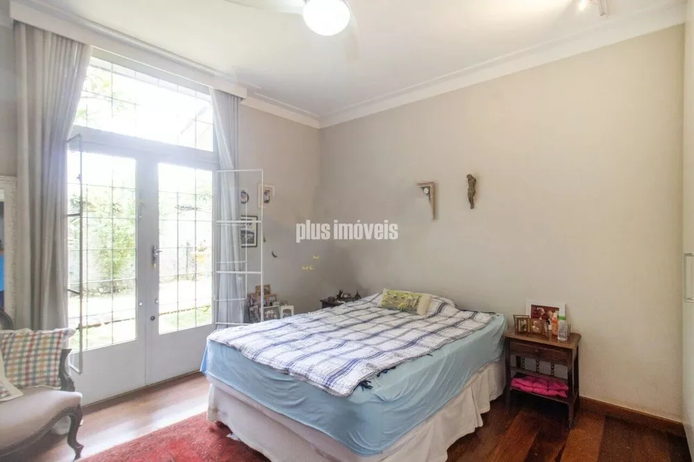 Casa de Vila à venda com 5 quartos, 278m² - Foto 24