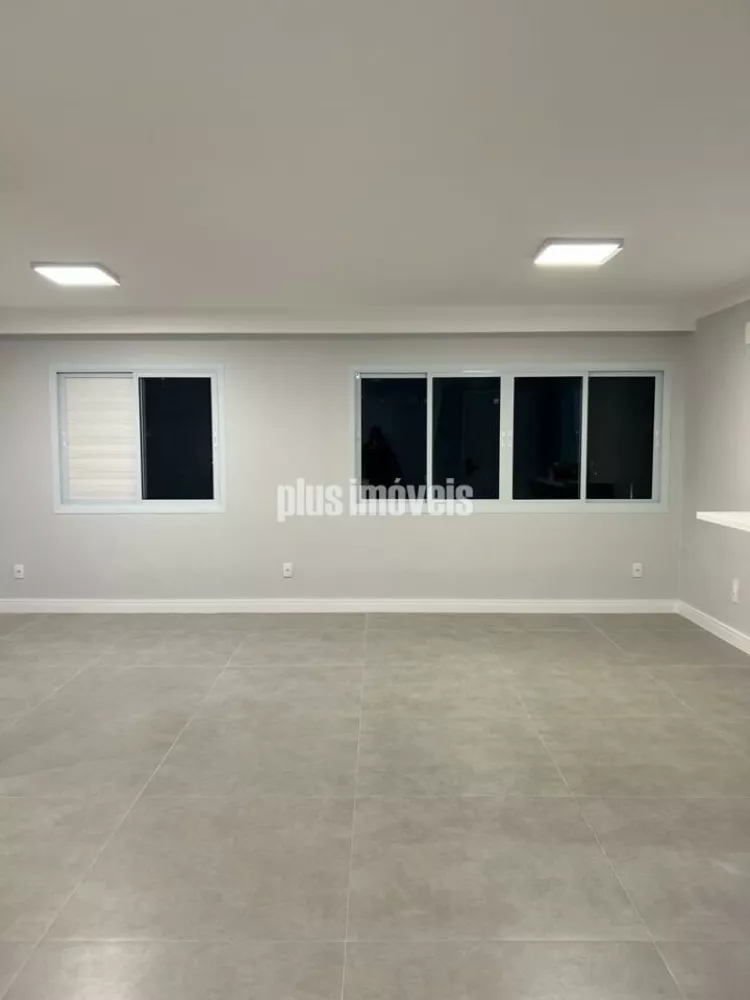 Apartamento à venda com 2 quartos, 105m² - Foto 3