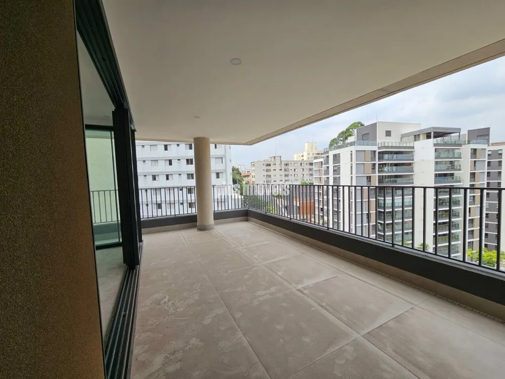 Apartamento, 3 quartos, 195 m² - Foto 1