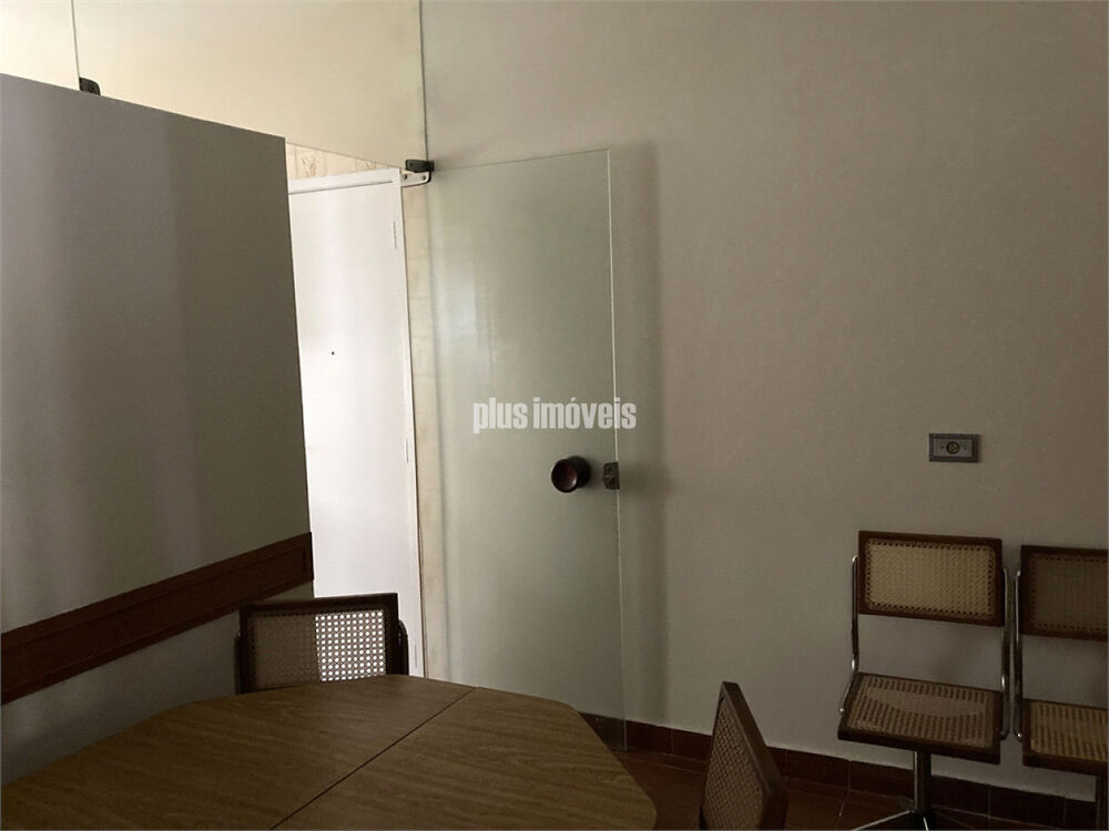 Apartamento, 3 quartos, 188 m² - Foto 2