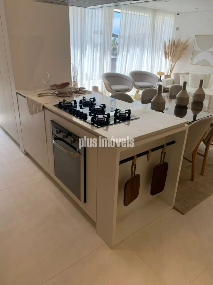 Apartamento à venda com 3 quartos, 93m² - Foto 4