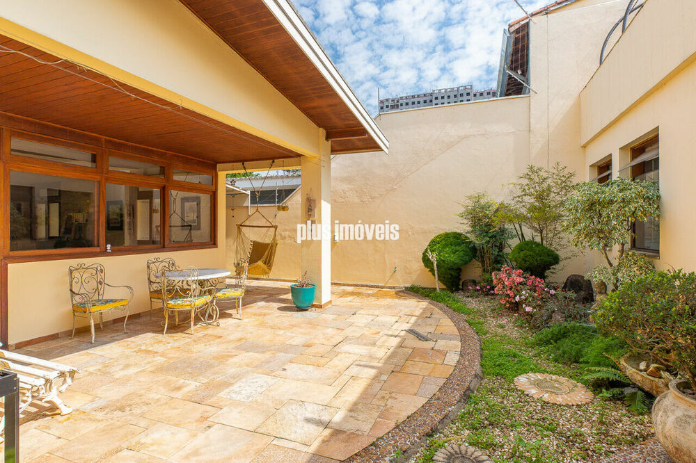 Casa, 4 quartos, 232 m² - Foto 2