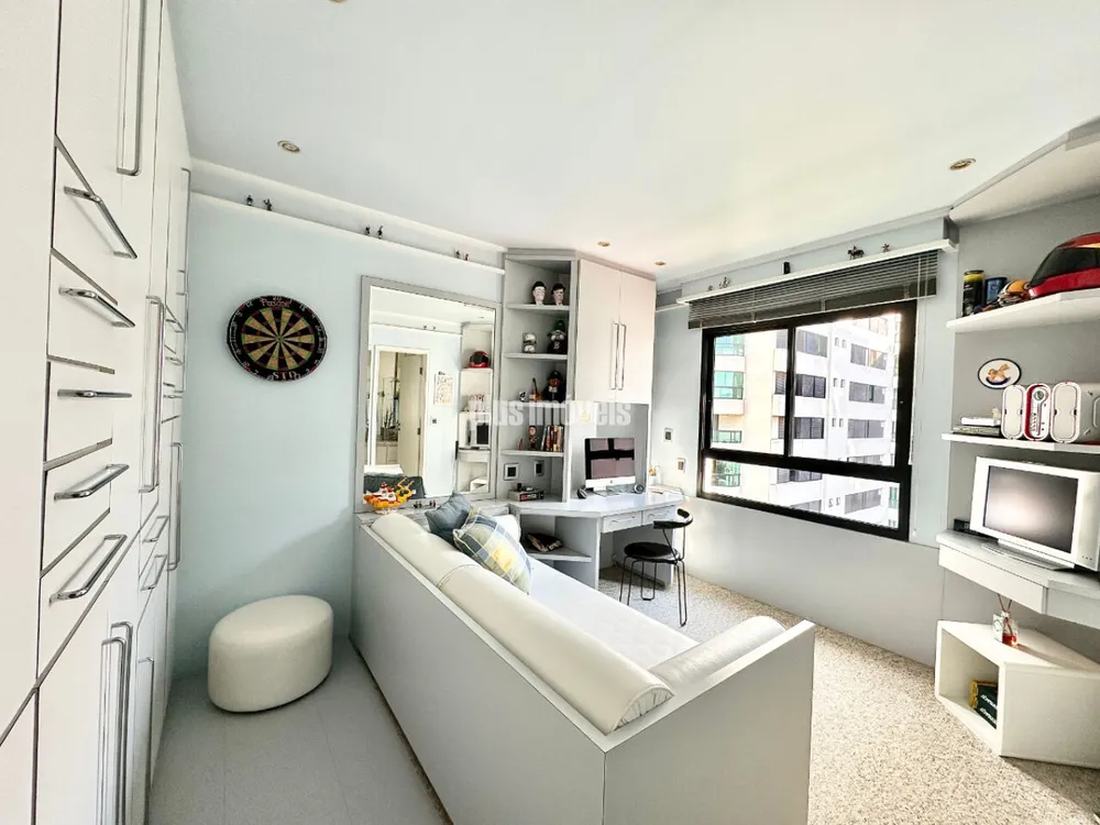 Apartamento, 3 quartos, 214 m² - Foto 2