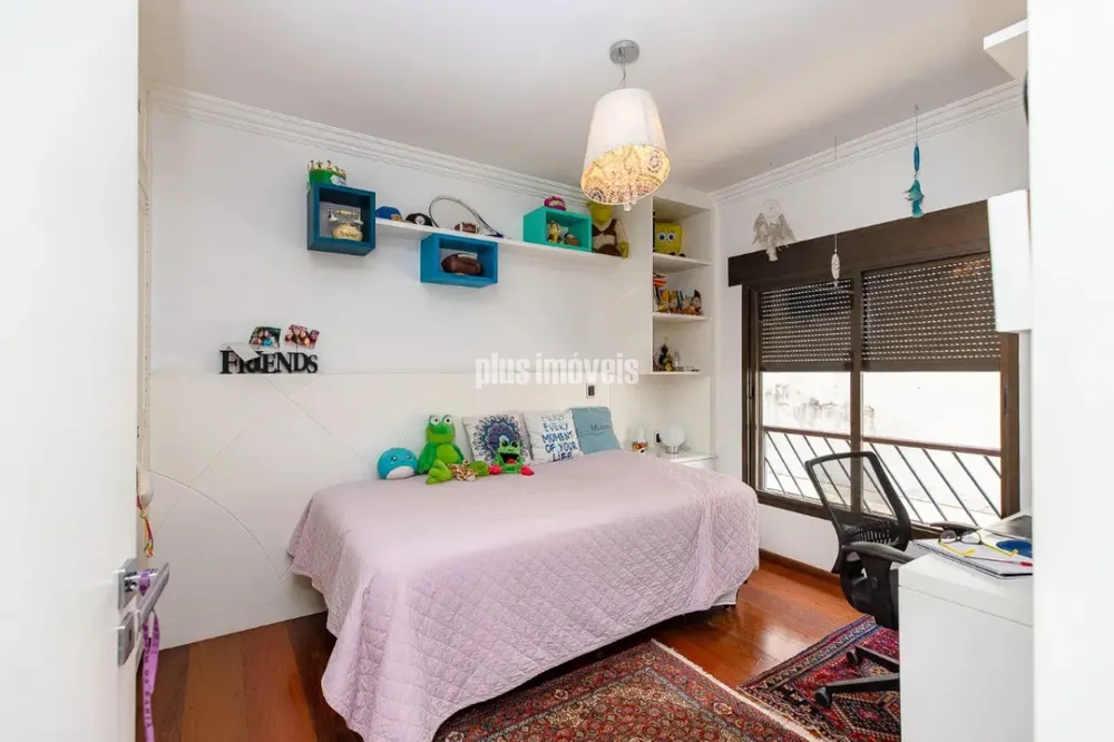 Apartamento, 4 quartos, 217 m² - Foto 1